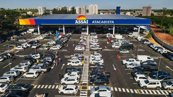 O Assaí Atacadista oferece mais de 340 vagas em diversas posições para pessoas com deficiência.