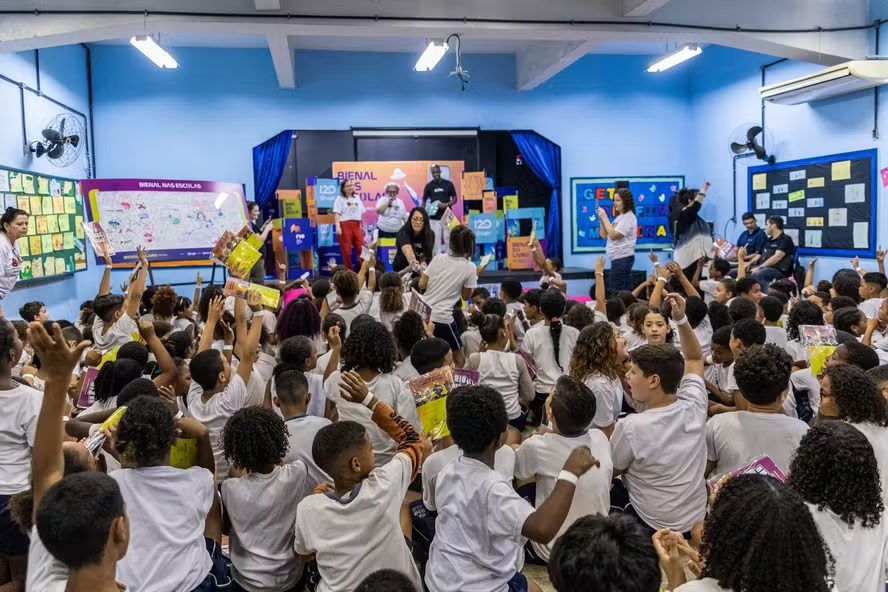 Bienal do Livro chega a Belford Roxo e Nilópolis com