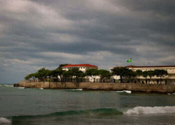 Chuva continua? Veja a previsão do tempo para o finde