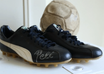 Exposição celebra 75 anos do Maracanã com peças raras e