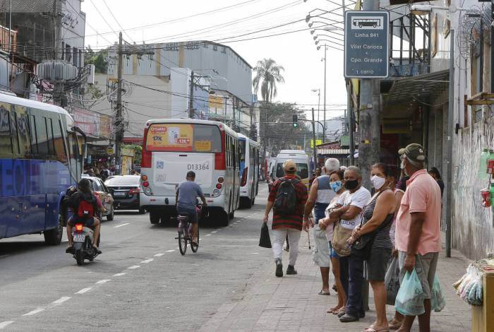 Motoristas de ônibus das empresas Pégaso e Palmares paralisam serviço na Zona Oeste; veja linhas impactadas