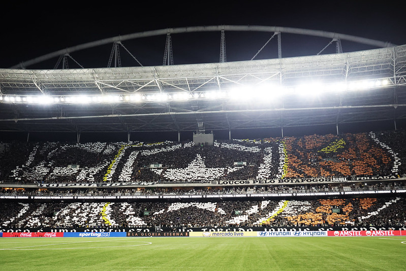 Torcida do Botafogo esgota ingressos para decisão contra o Vasco