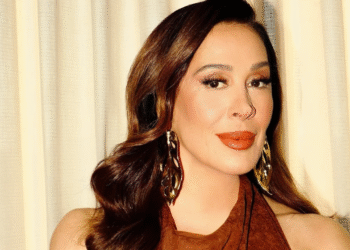 Claudia Raia se afasta dos palcos por orientação médica