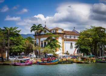 Paraty é a 35ª vila mais bela do mundo, aponta tradicional revista 'Forbes'