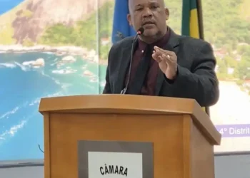 Vereador Chiquinho propõe união por hospital estadual em Maricá