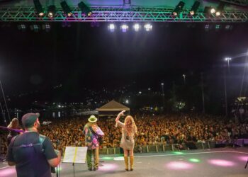 Elba Ramalho e Geraldo Azevedo emocionam o público na Praia de São Francisco – Prefeitura Municipal de Niterói