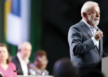 COP30: Lula defende união global e critica negacionistas na abertura do evento