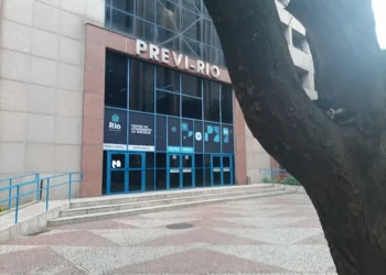 PreviRio abre 60 vagas de assistente administrativo com salário de R$ 3,4 mil