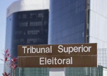 TSE julga nesta terça-feira (04) processo que pede cassação do governador do Rio