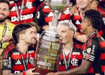 Flamengo antecipa viagem ao Catar e enfrentará o Mirassol com equipe sub-20 por causa do planejamento para o Mundial de Clubes.