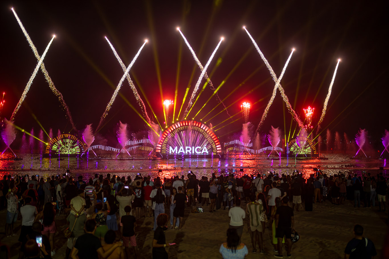 Maricá terá exibição especial das Águas Dançantes durante o Réveillon, com programação musical e estrutura de segurança para o público.