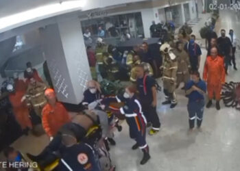 magens mostram resgate de segurança que tentou salvar colegas durante incêndio no Shopping Tijuca, na Zona Norte do Rio.