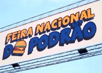 Duque de Caxias recebe a Feira Nacional do Podrão com lanches populares, atrações musicais e programação para o público.