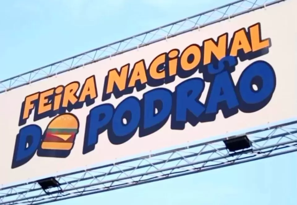 Duque de Caxias recebe a Feira Nacional do Podrão com lanches populares, atrações musicais e programação para o público.