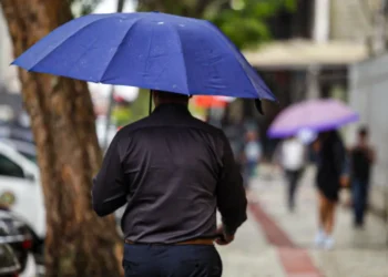 Rio de Janeiro terá semana com tempo instável, chuva, ventos fortes e temperaturas mais amenas, segundo a previsão do tempo.