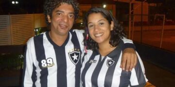 Músico Arthur Maia será homenageado no Carnaval de Niterói