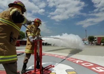 Concurso público do Corpo de Bombeiros abre inscrições e não impõe limite de idade aos candidatos.