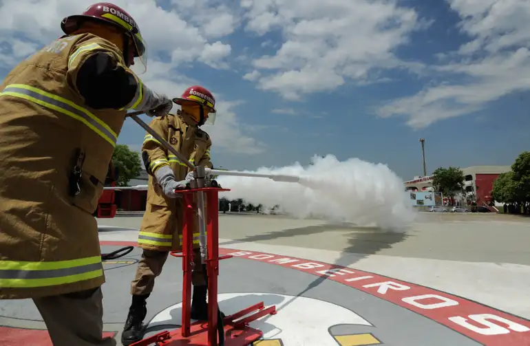 Concurso público do Corpo de Bombeiros abre inscrições e não impõe limite de idade aos candidatos.