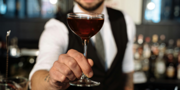 Rio de Janeiro e Niterói oferecem milhares de vagas de emprego com início imediato em diversos setores.