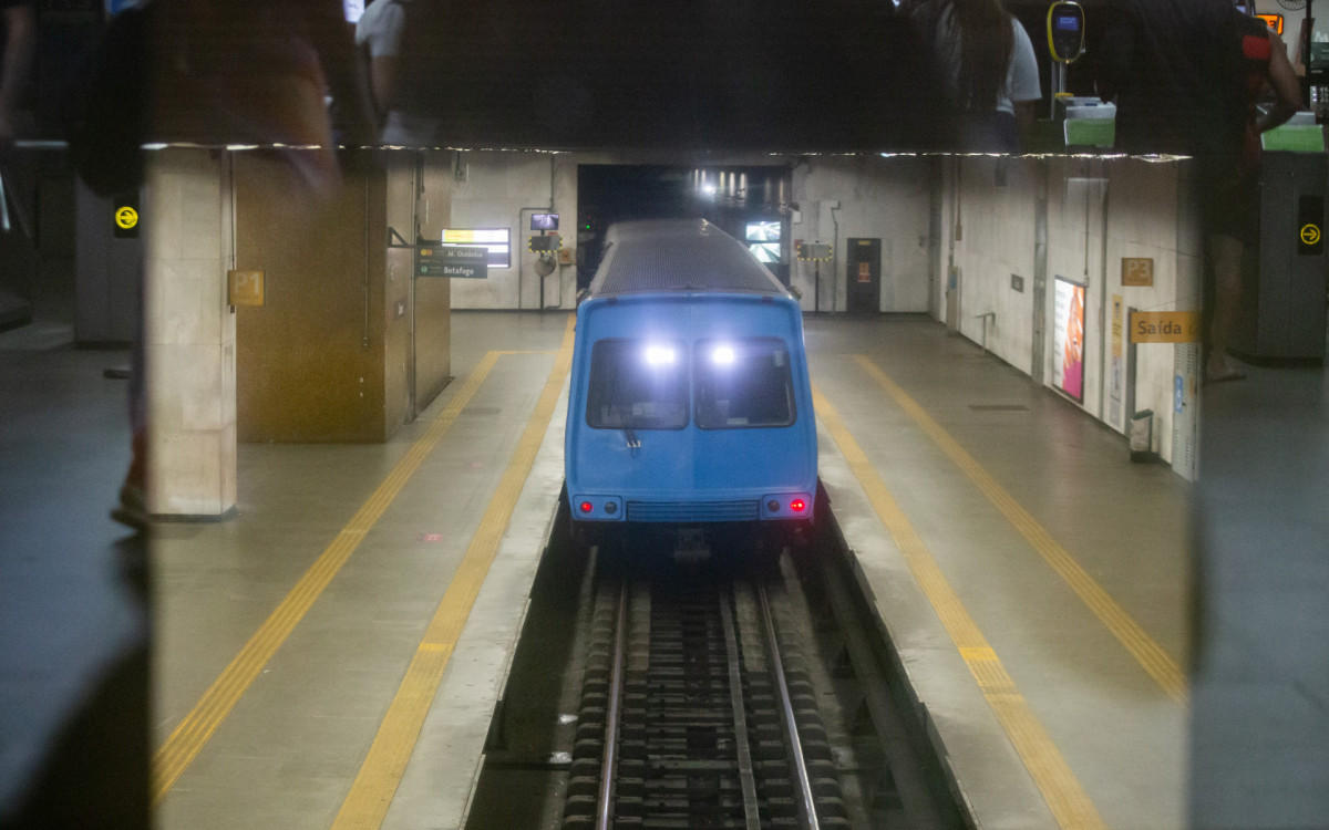 Reajuste da tarifa do metrô no Rio é suspenso e valor atual permanece, mesmo sendo o mais alto do país.