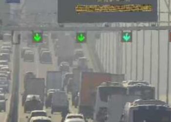 Ponte Rio-Niterói e vias de Niterói registram trânsito intenso e lentidão na manhã desta terça-feira.