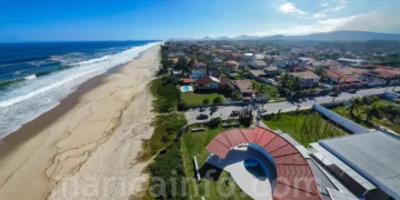 Verão no Museu 2026 leva oficinas, exposições e atividades culturais à Casa Museu Darcy Ribeiro, em Maricá.