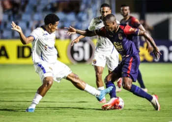 Maricá FC é goleado por 4 a 0 pelo Sampaio Corrêa na estreia do quadrangular do rebaixamento e busca reação na próxima rodada.