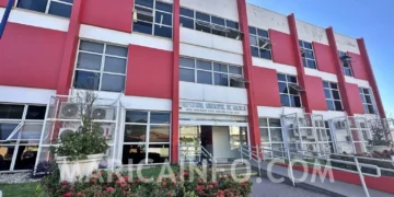 Prefeitura de Maricá decreta ponto facultativo após título da União de Maricá e celebra conquista histórica no Carnaval.