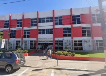 Prefeitura de Maricá envia à Câmara projeto de reajuste anual para servidores, com foco na reposição salarial e equilíbrio fiscal.