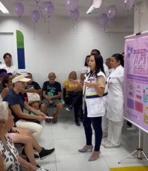 Campanha Março Lilás reforça prevenção e diagnóstico do câncer de colo do útero em unidade de saúde