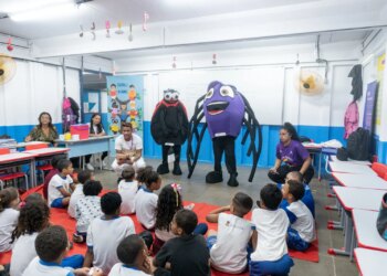 Projeto NEACA fortalece vínculos escolares com oficinas lúdicas contra a violência