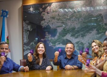 Niterói Lança Cartão de Transporte Gratuito para Mulheres em Situação de Vulnerabilidade