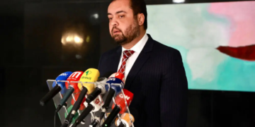 Governador do RJ anuncia saída de 11 secretários de olho nas eleições de outubro