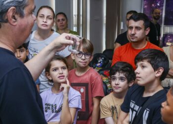 Instituto Vital Brazil lança projeto educativo com visitas mensais a laboratórios em Niterói
