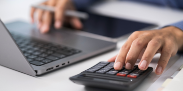 Receita Federal Atualiza Regras do IRPF 2026 com Foco em IA e Faixas de Isenção