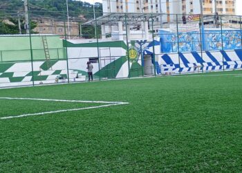 Prefeito do Rio inaugura reforma do Campo do Cajueiro em Madureira