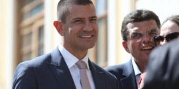 Douglas Ruas defende fortalecimento do interior durante aniversário de Trajano de Moraes