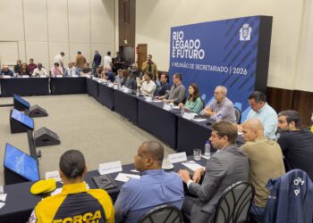 Prefeito Eduardo Cavaliere Lidera Primeira Reunião de Gestão Estratégica no Rio