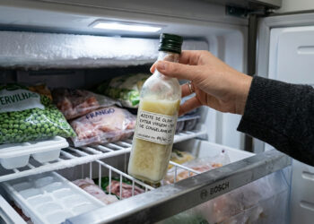 Fraudes em azeite de oliva estimulam busca por testes caseiros de autenticidade