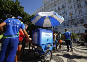 Cedae Monta Operação de Hidratação para Show de Shakira em Copacabana