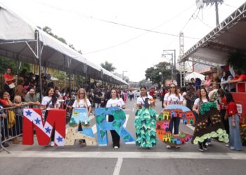 Maricá celebra 212 anos com desfile cívico destacando inovação e educação local