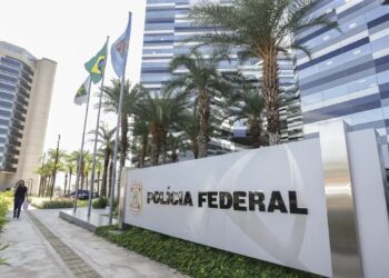 Polícia Federal Prende Empresário e Avança em Operação Contra Organização Criminosa