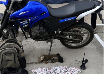 Traficante “Pará” é preso em operação do 7º BPM em São Gonçalo; drogas e armas apreendidas