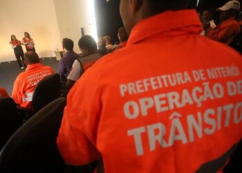 Prefeitura de Niterói capacita agentes de trânsito em primeiros socorros no Maio Amarelo