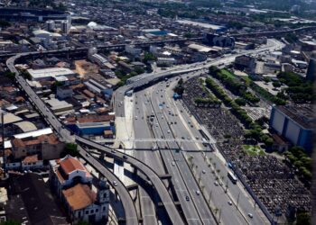 Rio inicia obras na Av. Brasil para melhorar acesso ao Porto com novas agulhas viárias