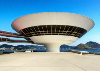 Encontro em Niterói discute estratégias para impulsionar turismo e economia local