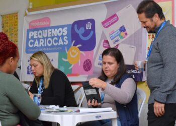 Prefeitura do Rio amplia entrega do Cartão da Primeira Infância para 2.672 famílias