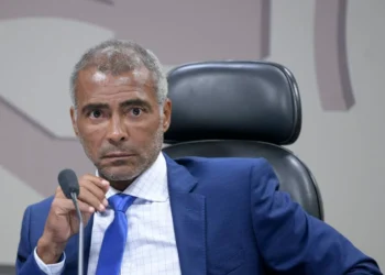 Romário critica escolhas de Ancelotti e sugere Endrick na seleção brasileira