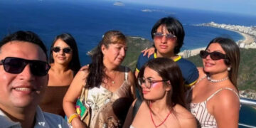 Colômbia lamenta morte de três turistas da mesma família em queda de helicóptero no rio