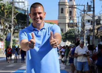 Campanha pelo governo do Rio ganha as ruas: candidatos cumprem agendas em diferentes regiões do estado